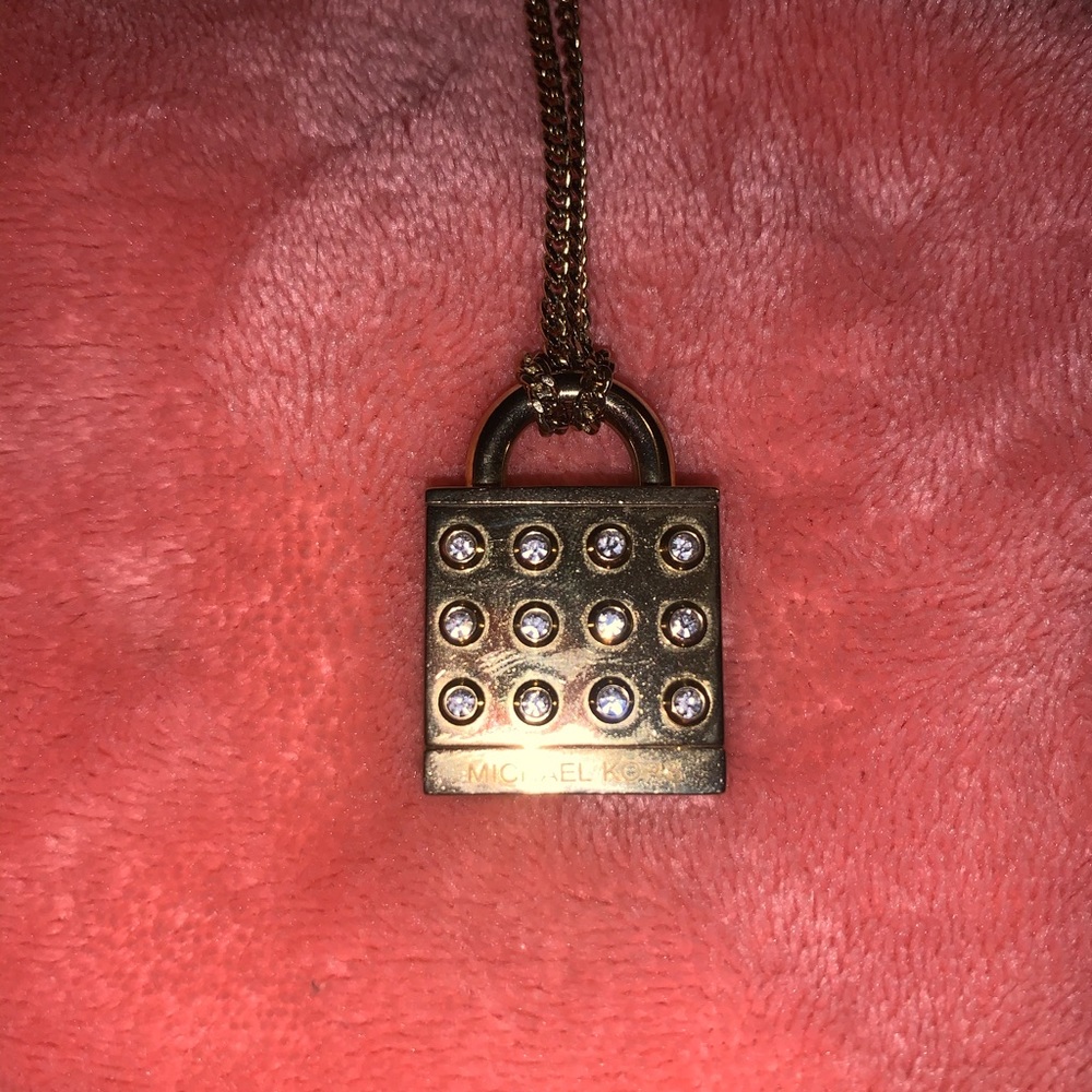 micheal kors astor pave padlock necklace - Picture 4 of 5